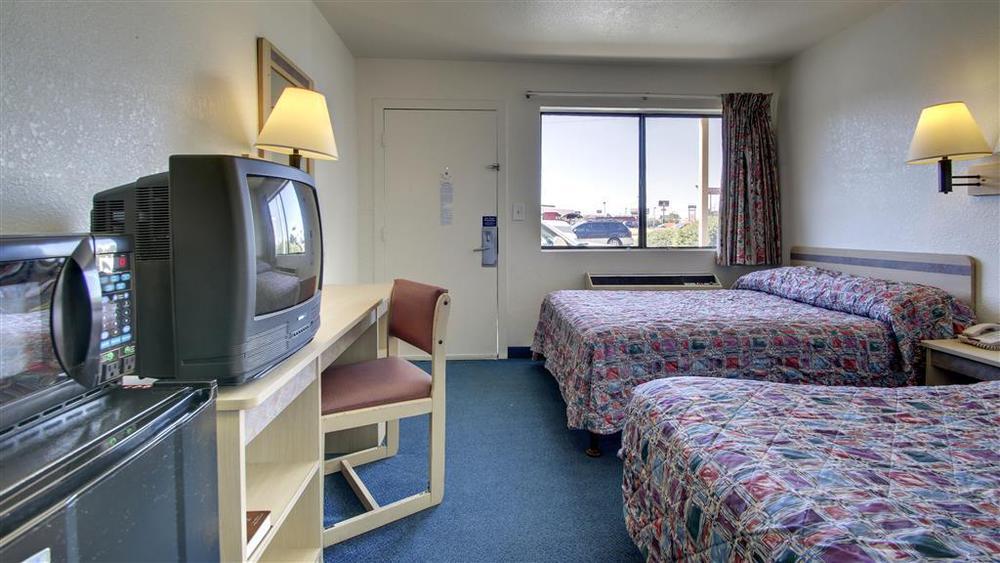 6 - Airport Hotel 2*
