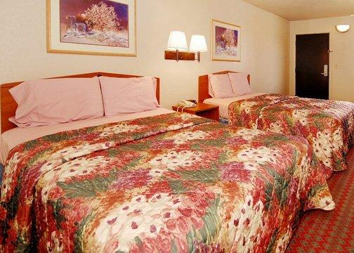 Surestay By Western West Hotel 3*