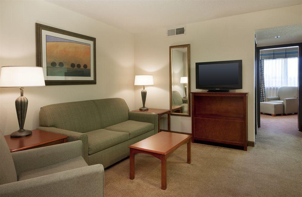 Clarion Pointe Okc Airport Hotel Oklahoma City