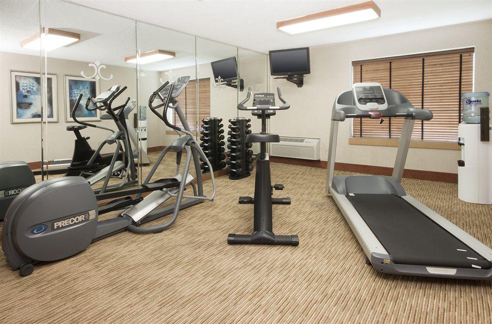 Hotel Clarion Pointe Okc Airport