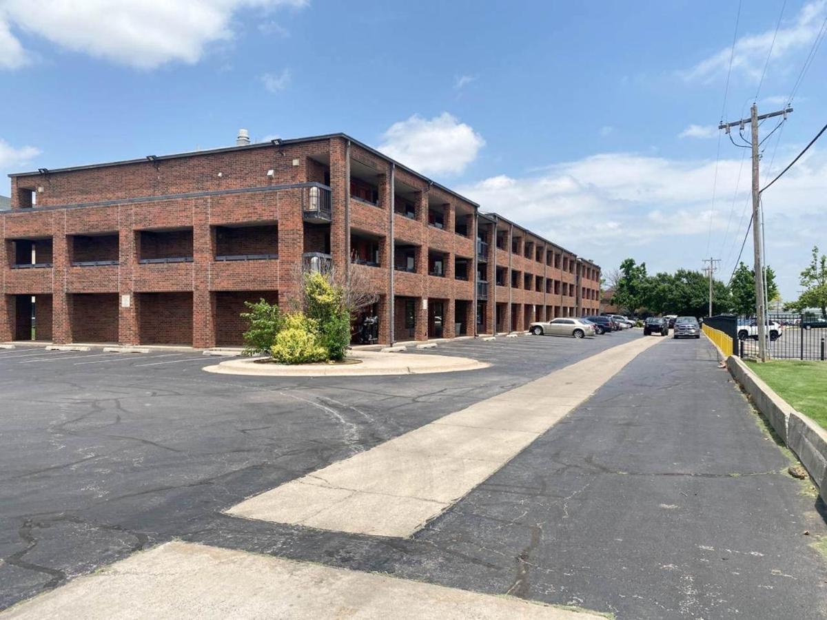 6 Ok Fairgrounds West Hotel