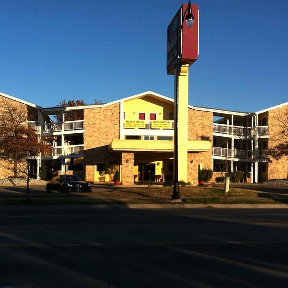 Inn Oaktree And