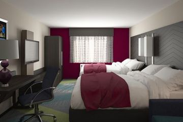 Express & Mid - Arpt Area By Ihg