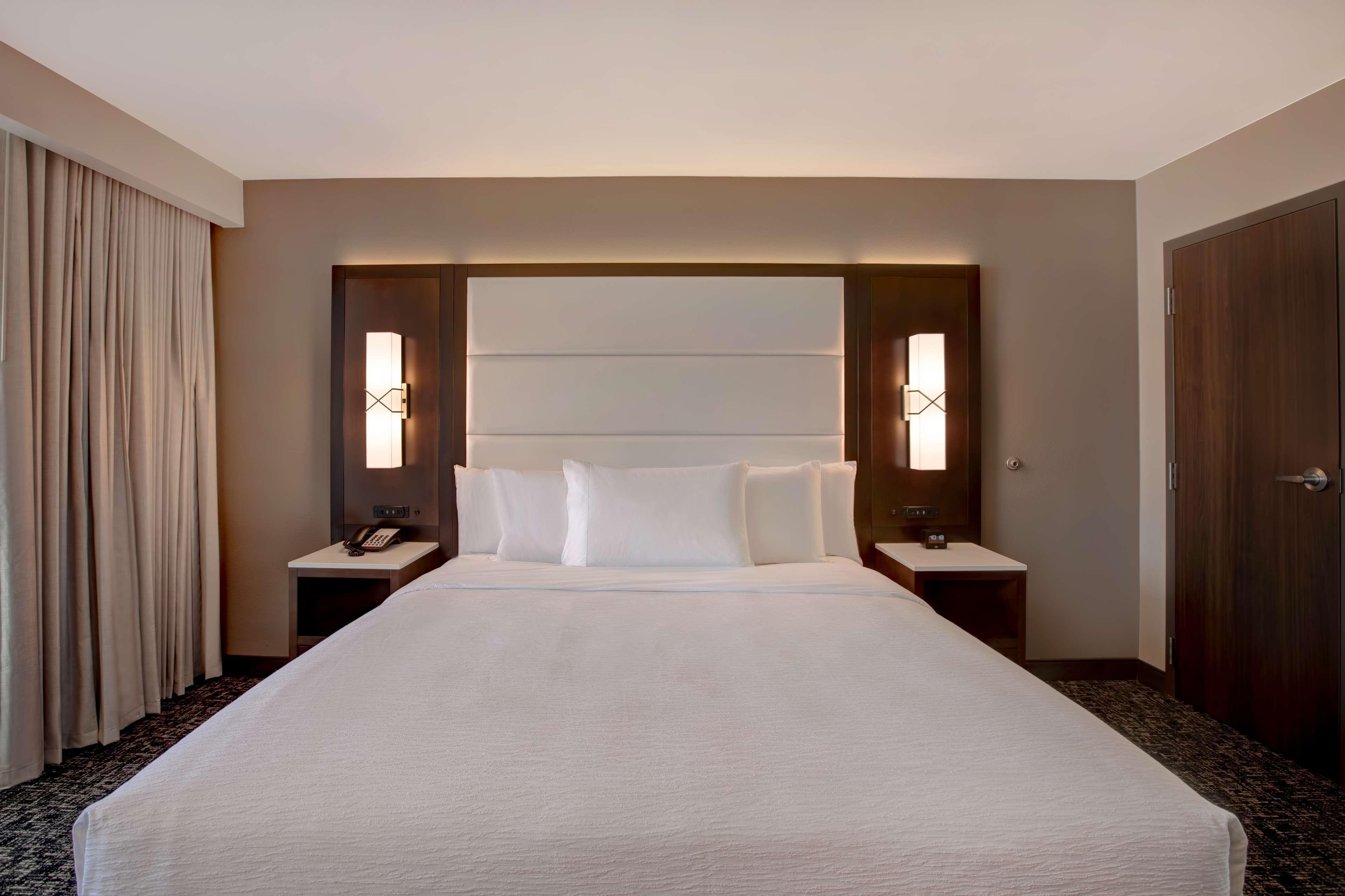 Embassy By Hilton Northwest 4*