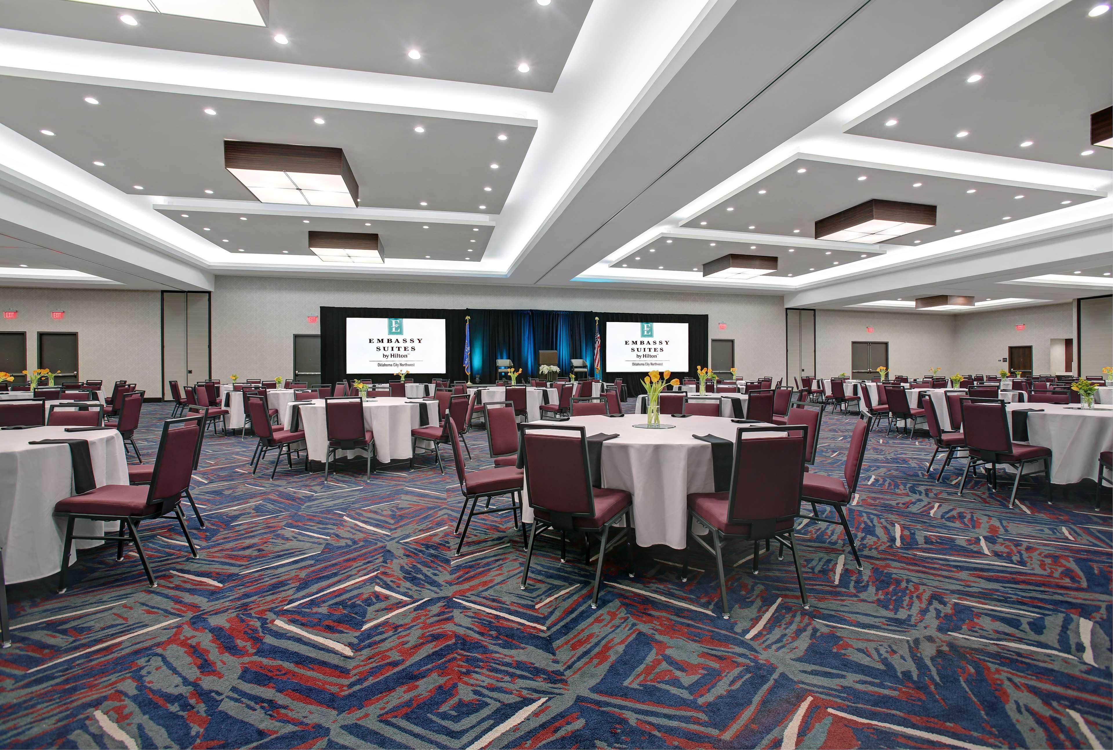 Hotel Embassy By Hilton Northwest
