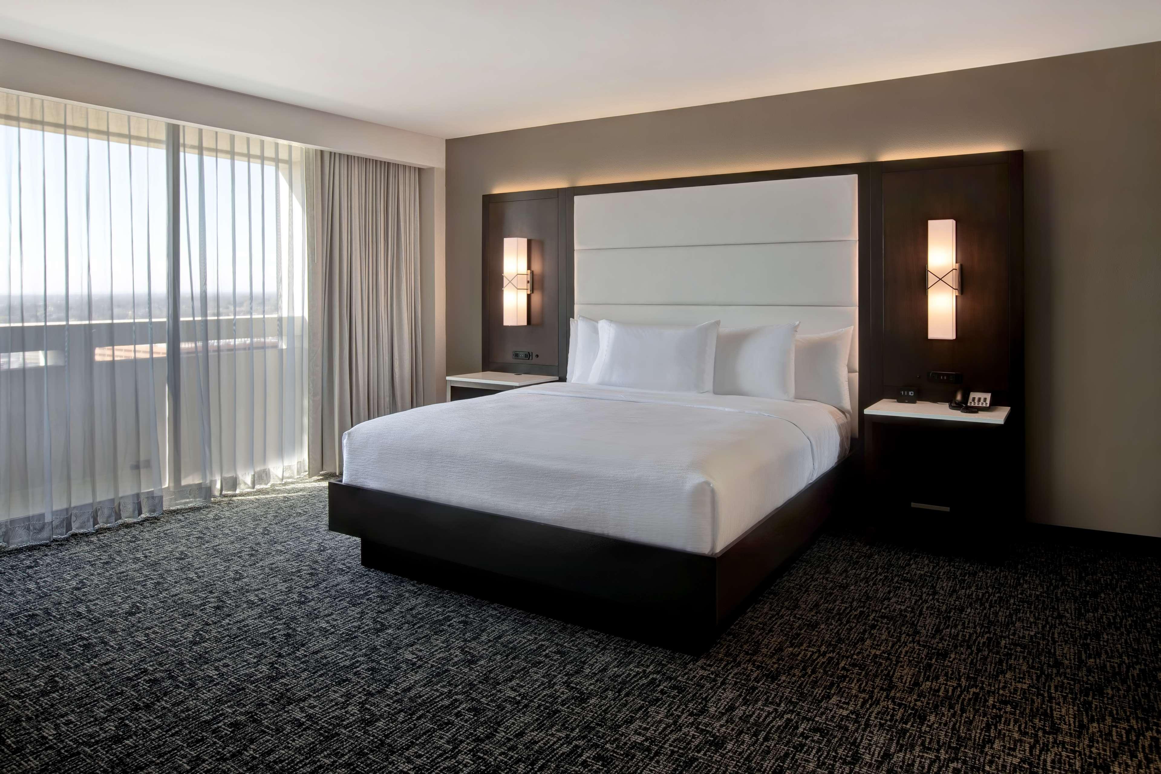 Embassy By Hilton Northwest Hotel 4*