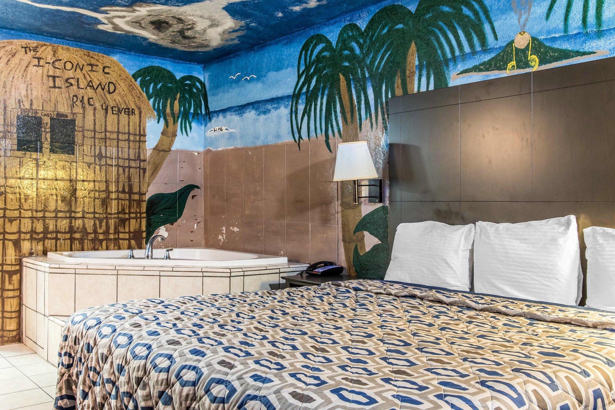 Surestay By Western West Hotel 3*