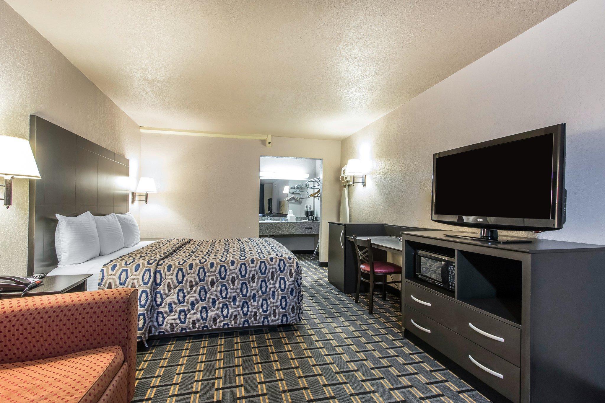 Surestay By Western West Hotel Oklahoma City