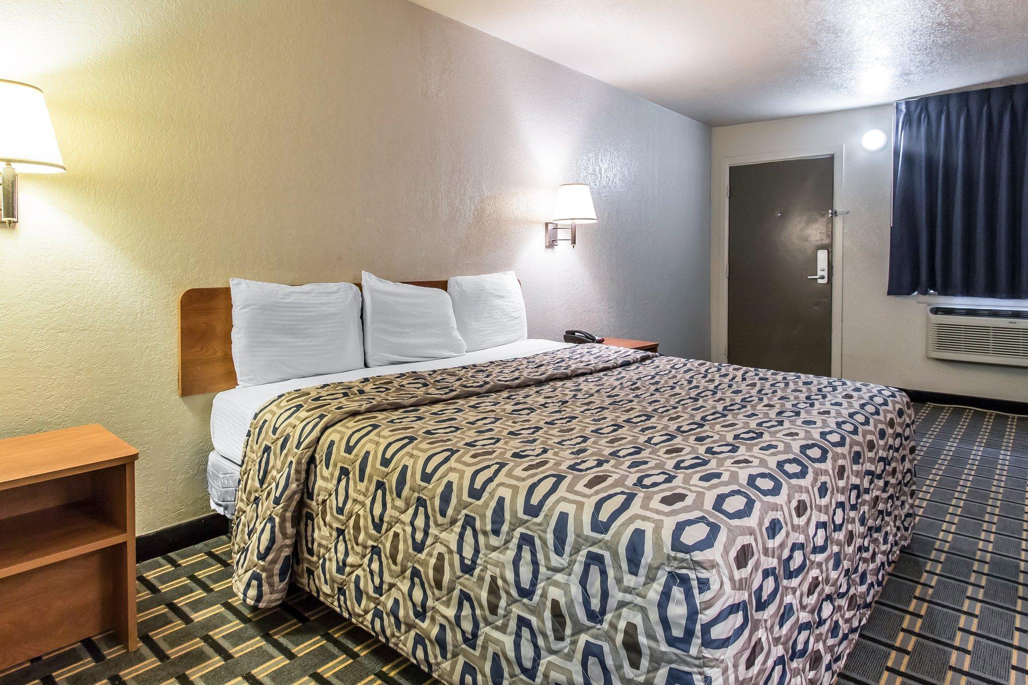 Surestay By Western West Hotel Oklahoma City