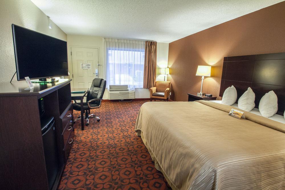 6 Ok Fairgrounds West Hotel Oklahoma City