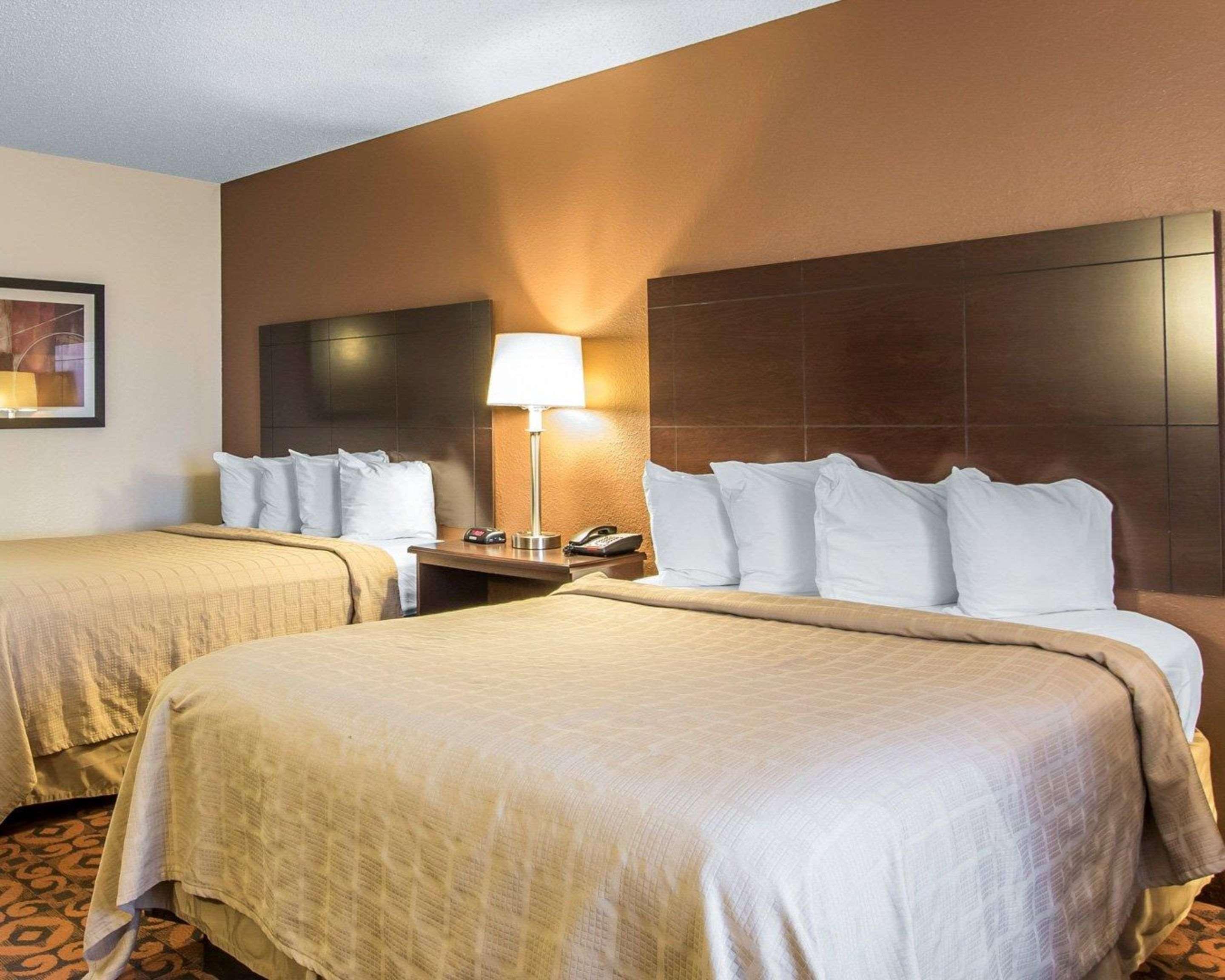 Hotel 6 Ok Fairgrounds West 2*