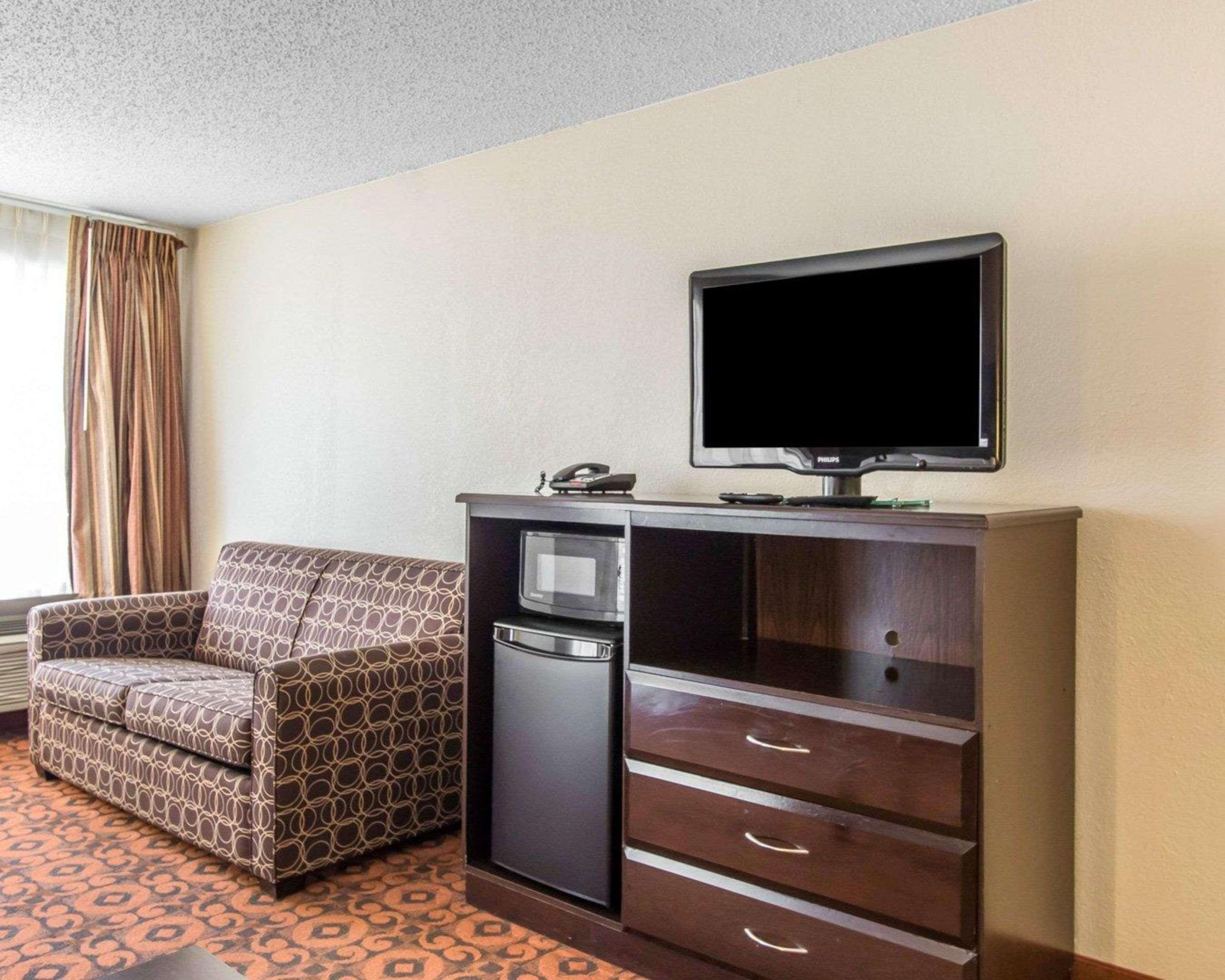 6 Ok Fairgrounds West Hotel 2*