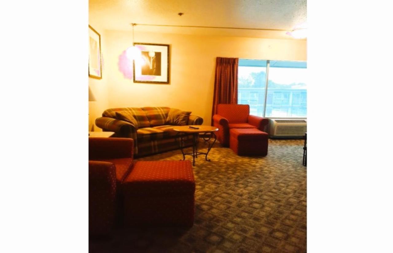 Hotel District City, I-44 By Oyo Oklahoma City