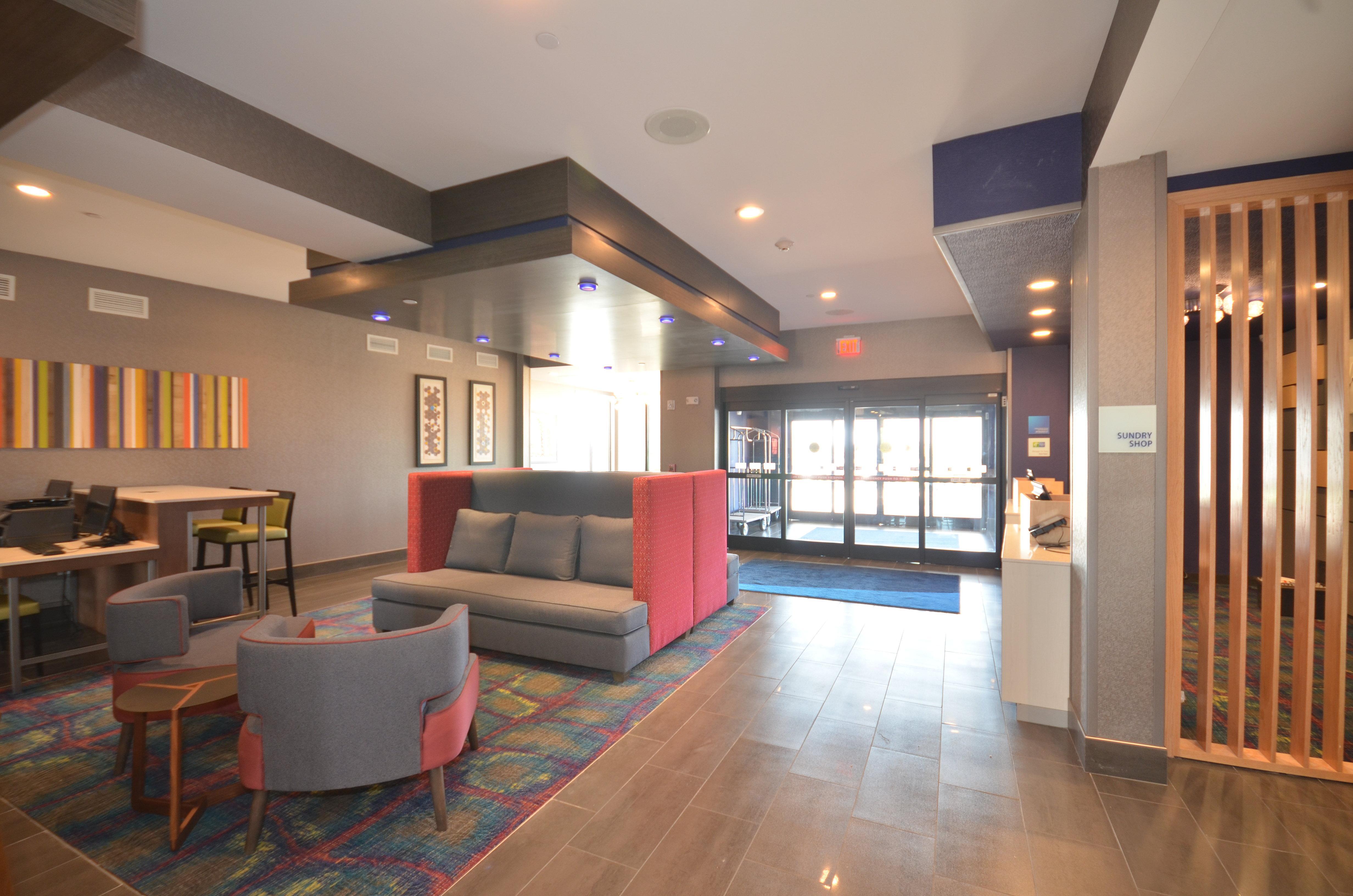 Express & Mid - Arpt Area By Ihg Hotel Oklahoma City