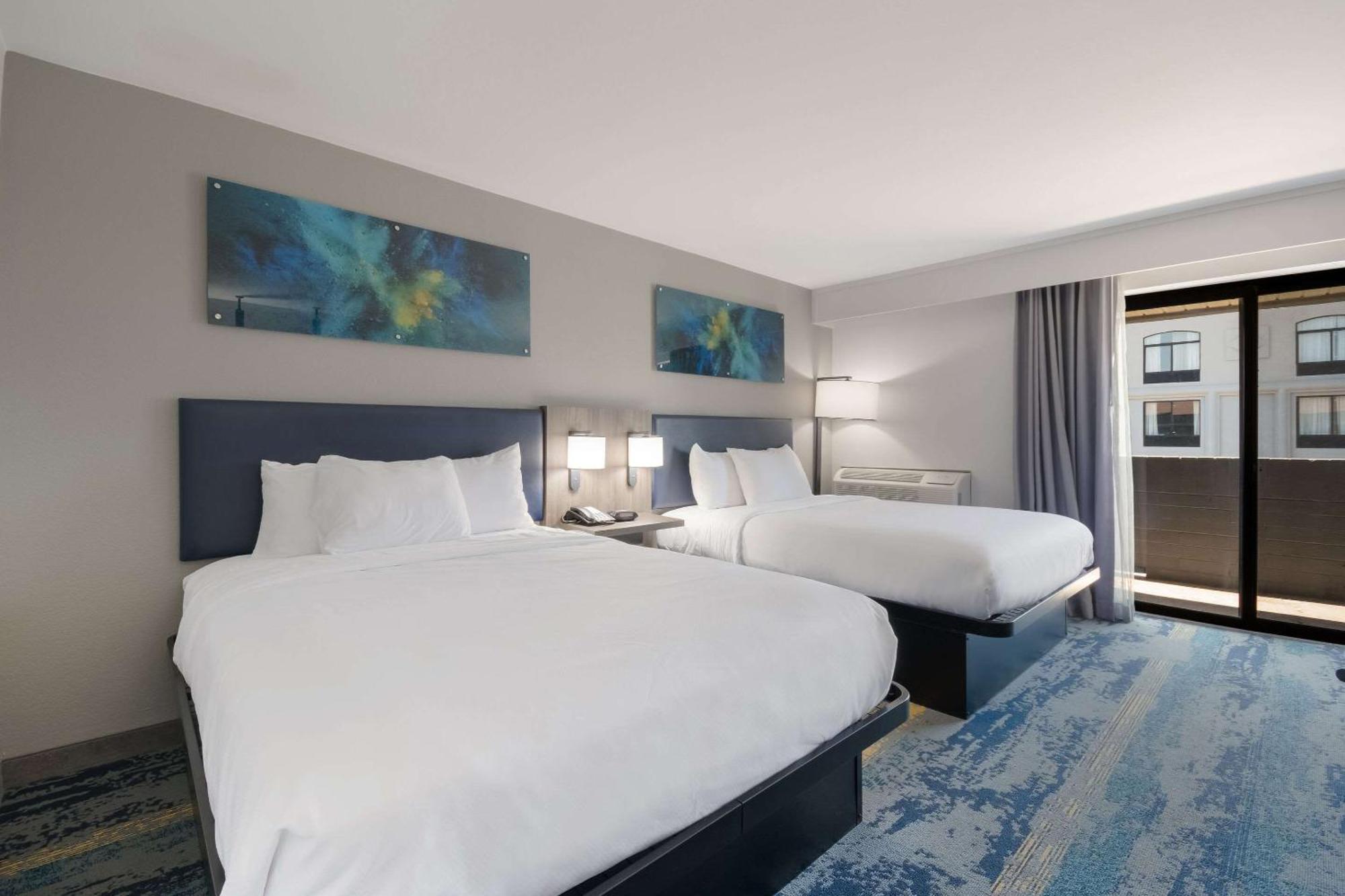 Hotel Clarion Pointe Okc Airport