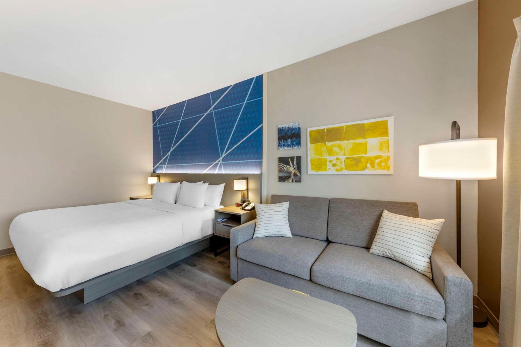 Hotel Comfort & North - Quail Springs