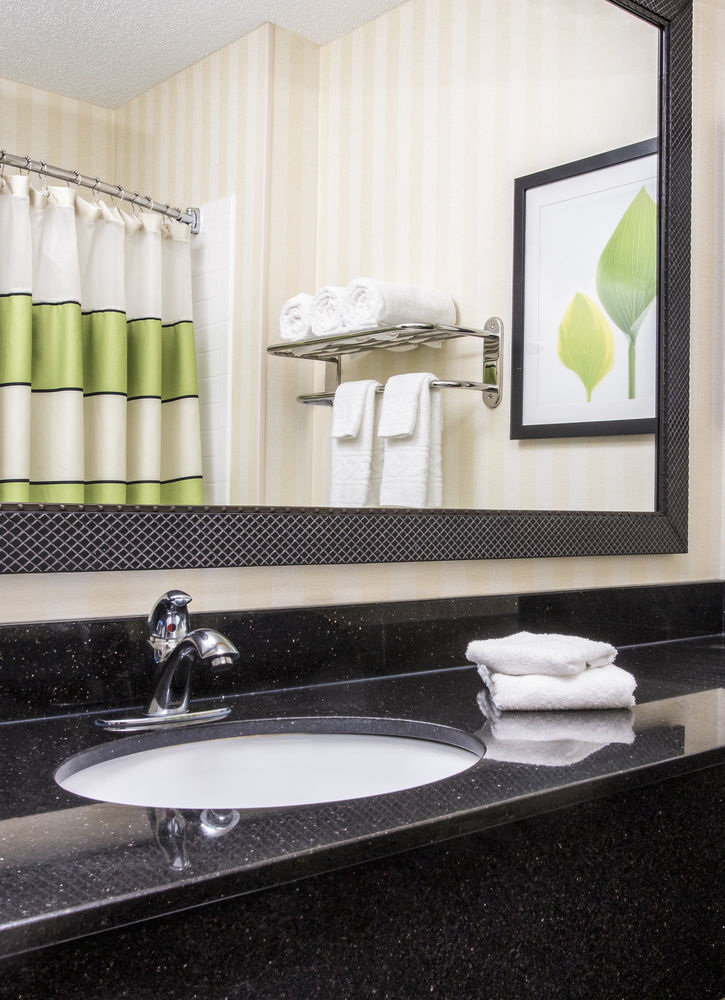 Hotel Fairfield & Quail Springs/south Edmond 3*