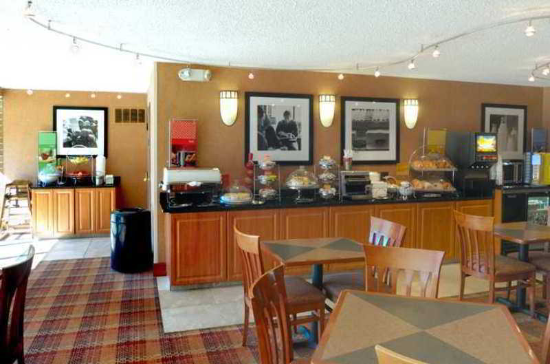 Clarion Pointe Okc Airport Hotel