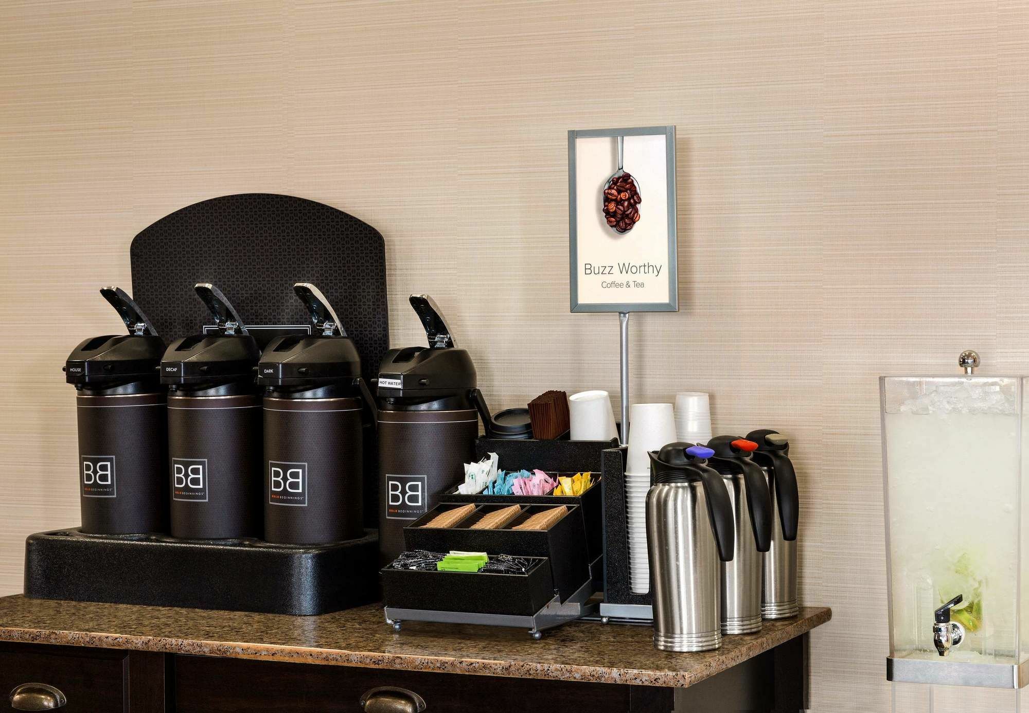 Hotel Fairfield & Quail Springs/south Edmond